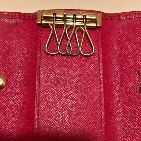Louis Vuitton Epi Key Holder Case Red Textured 4-Key Organization Travel Luxury - Picture 6 of 11